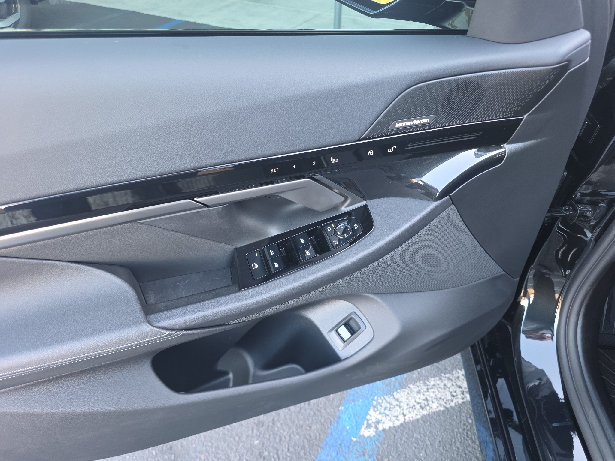 2026 BMW 5 series photo 5