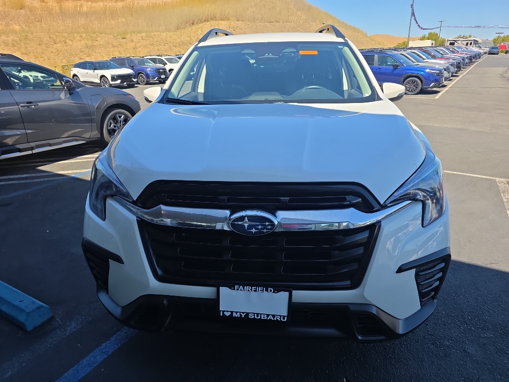 2023 Subaru Ascent photo 2