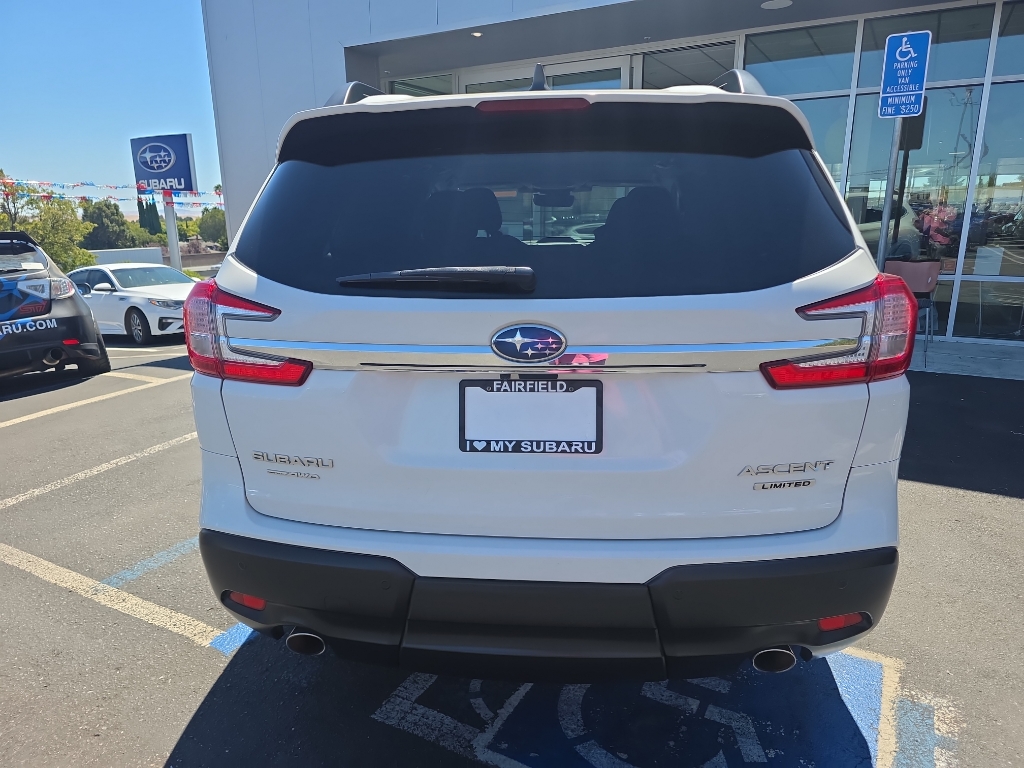 2023 Subaru Ascent photo 4