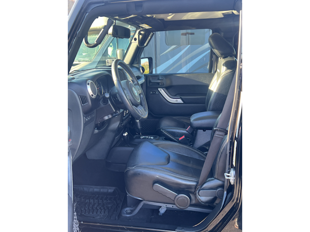 2017 Jeep Wrangler photo 7