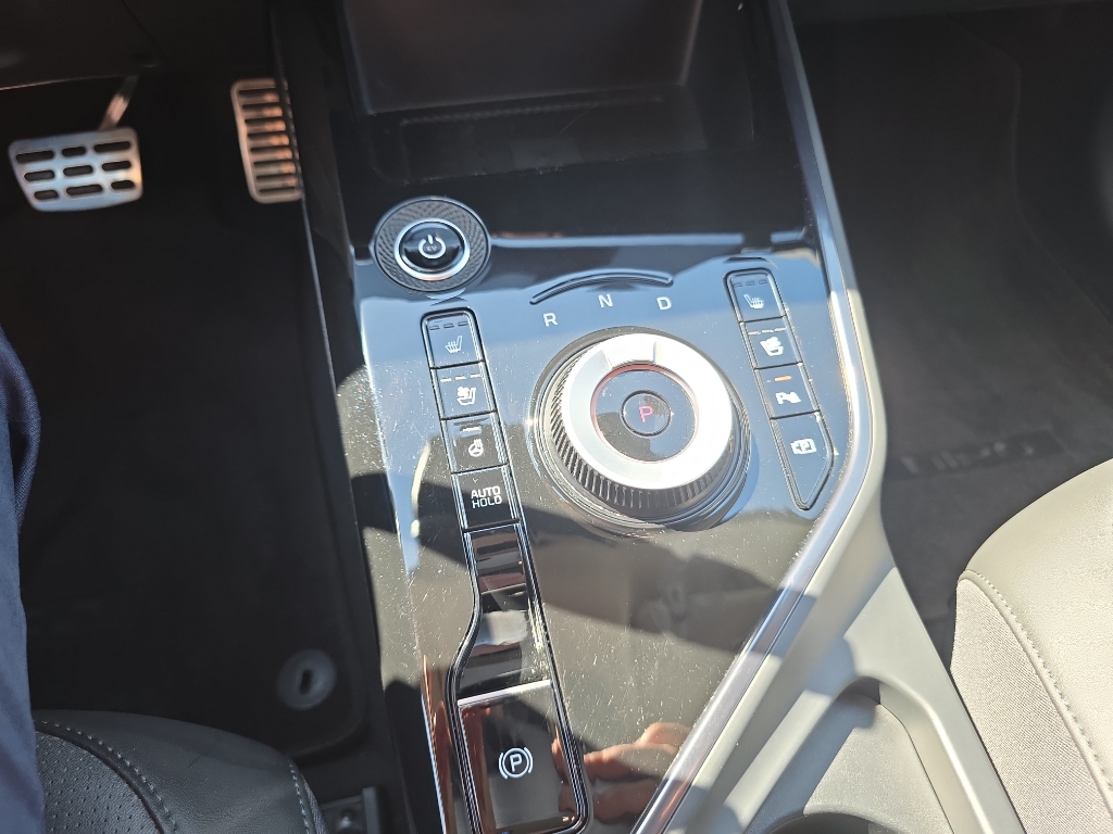2023 Kia Niro EV photo 7