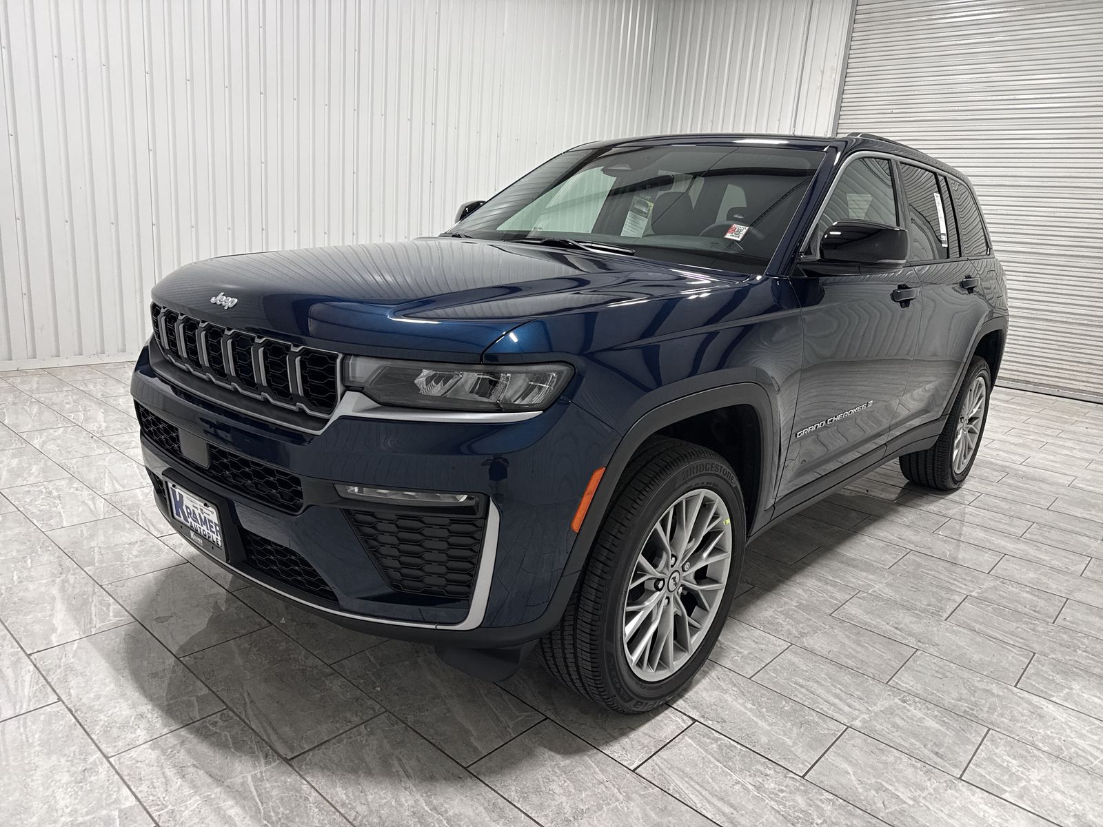 Fathom Blue Pearlcoat 2027 Jeep Grand Cherokee SUV / Crossover 4X2 8-Speed Automatic