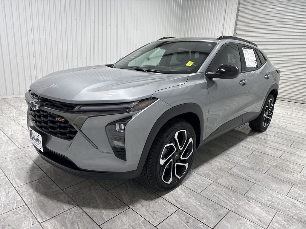 Sterling Gray Metallic 2024 Chevrolet Trax RS with 2RS FWD SUV / Crossover Front-Wheel Drive 6-Speed Automatic