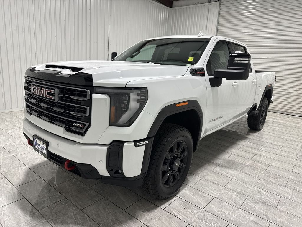 2025 GMC Sierra 2500HD AT4 Crew Cab 4WD