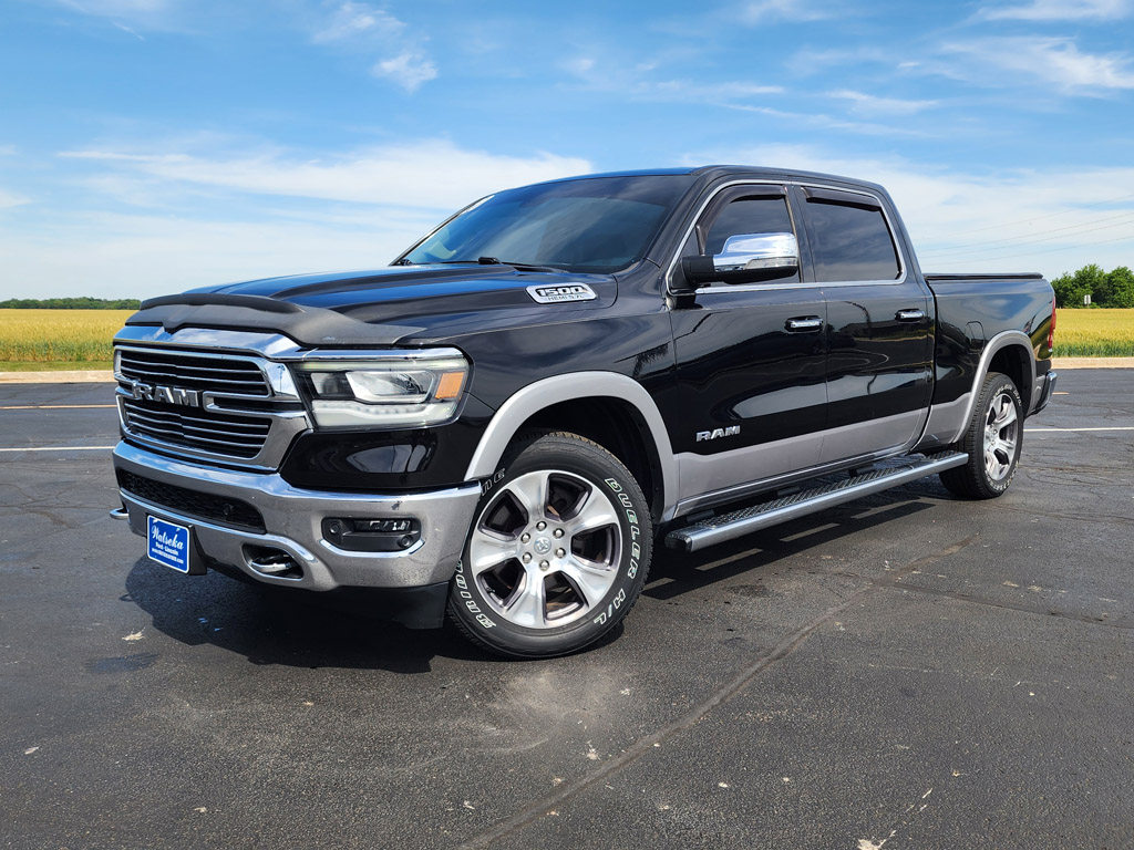 2020 RAM 1500 Laramie Crew Cab 4WD
