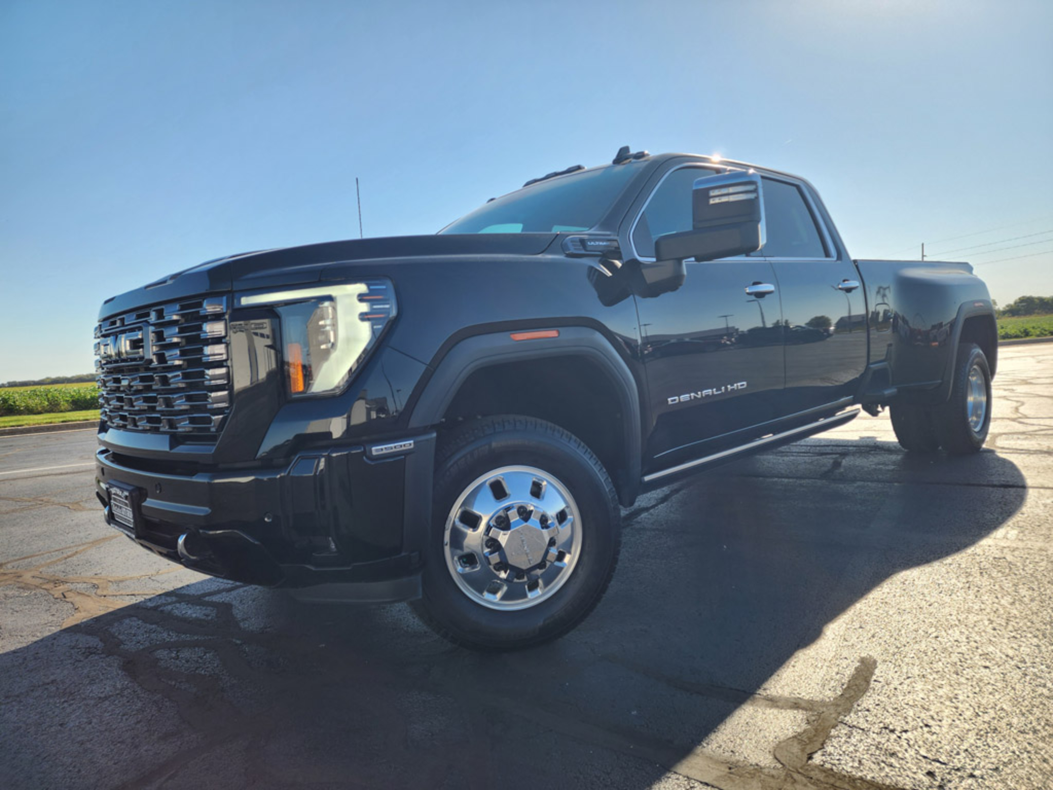  2026 GMC Sierra 3500HD Denali Ultimate Crew Cab 4WD   