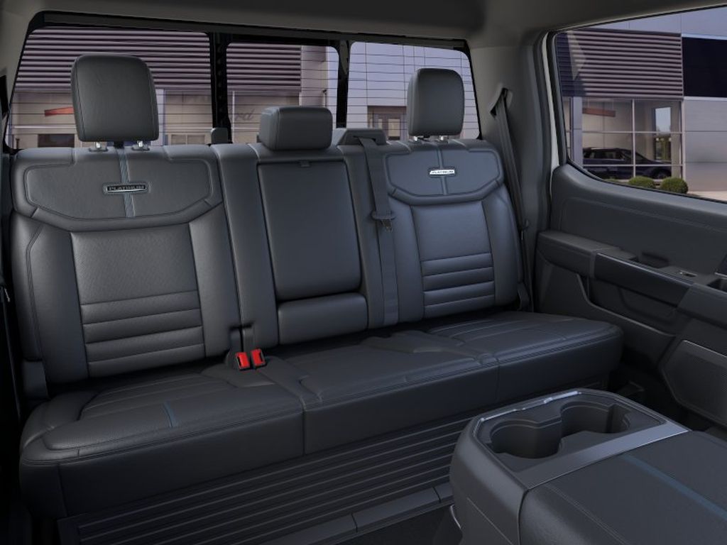2026 Ford F-250 Super Duty Platinum - Photo 11