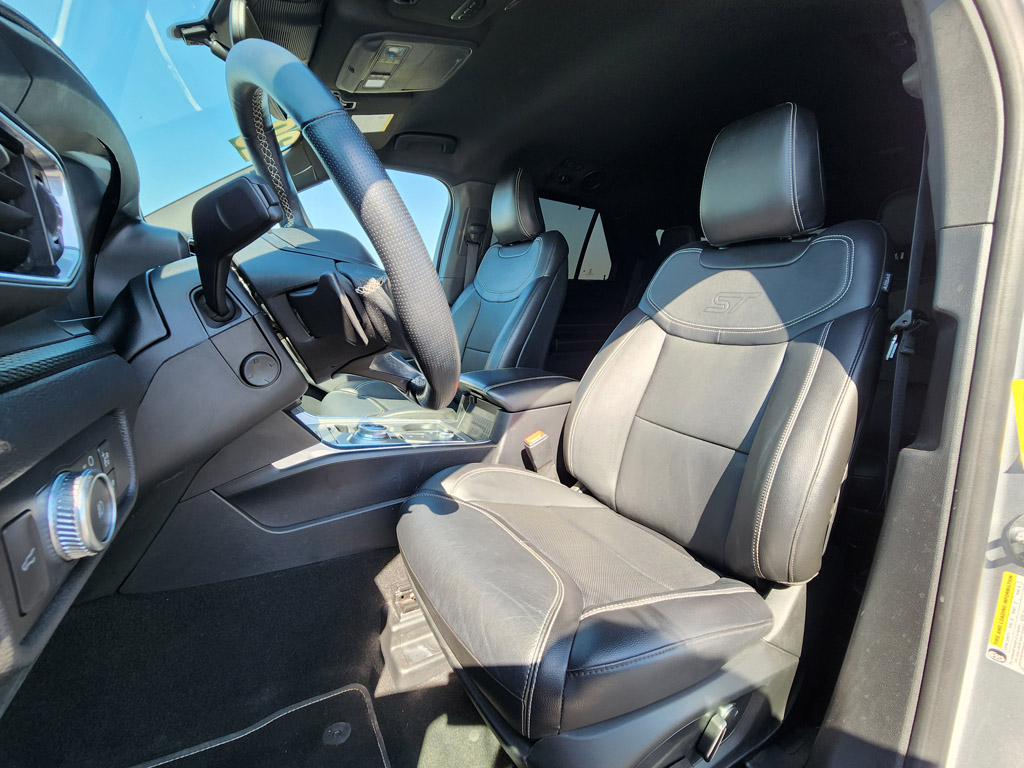 2020 Ford Explorer ST - Photo 12