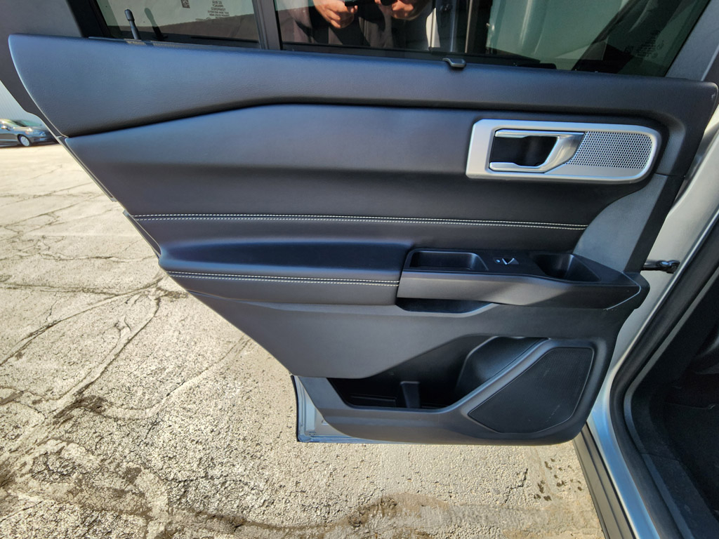 2020 Ford Explorer ST - Photo 17