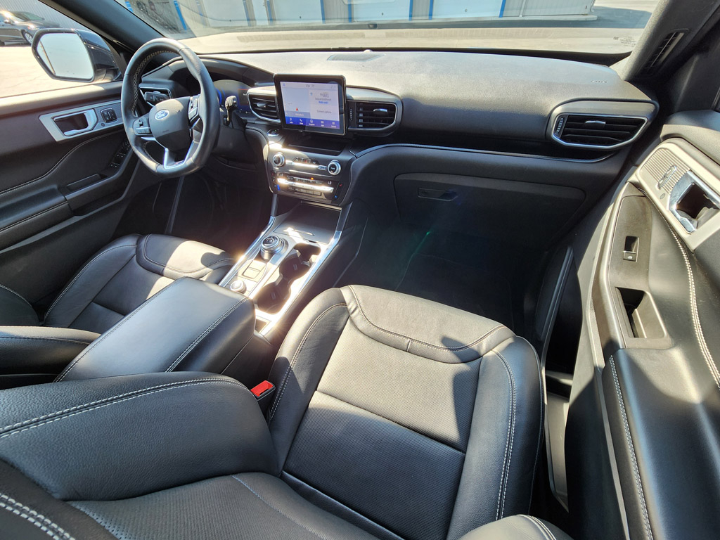 2020 Ford Explorer ST - Photo 24
