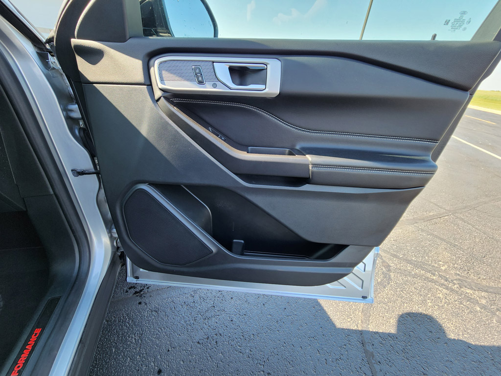 2020 Ford Explorer ST - Photo 26