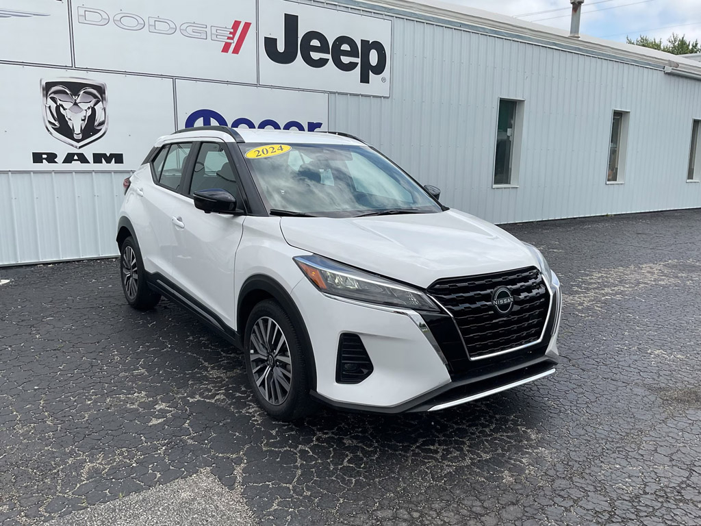 2024 Nissan Kicks SR FWD