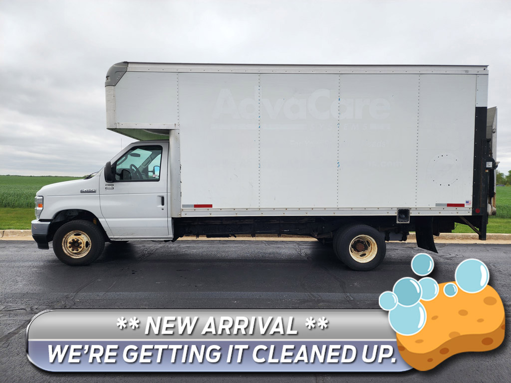 2021 Ford E-Series DRW E-450 Super Duty 176 in WB's photo