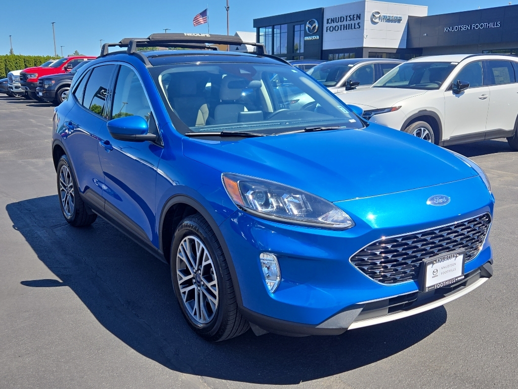 Velocity Blue Metallic 2020 Ford Escape SUV / Crossover All-Wheel Drive 8-Speed Automatic