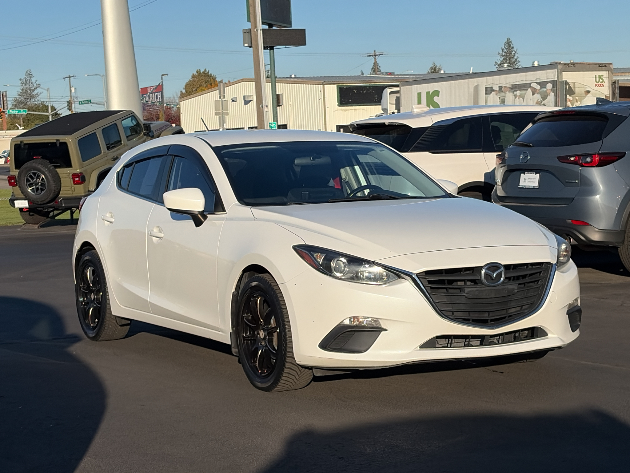 2014 Mazda MAZDA3 Hatchback Front-Wheel Drive 6-Speed Manual