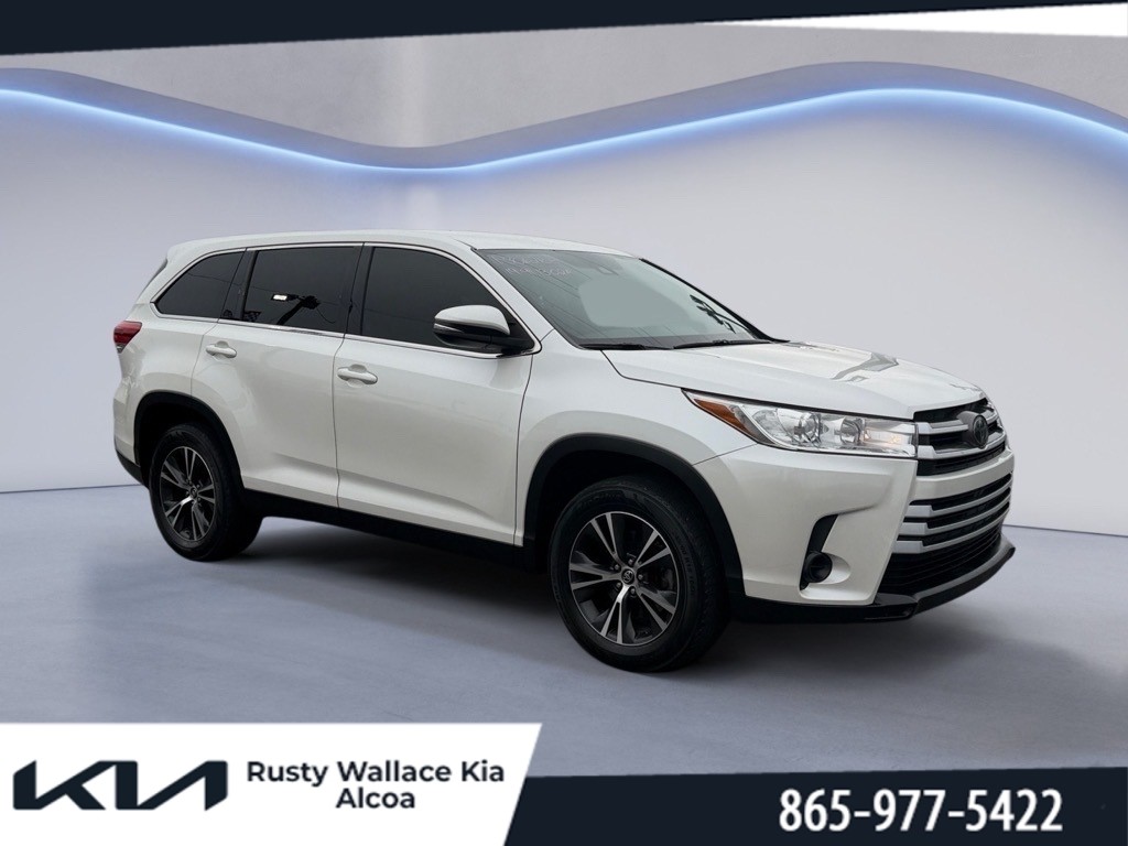 2019 Toyota Highlander LE FWD