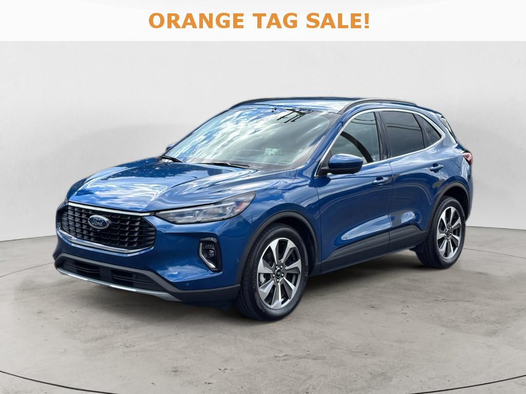Atlas Blue Metallic 2023 Ford Escape Hybrid Platinum FWD SUV / Crossover Front-Wheel Drive