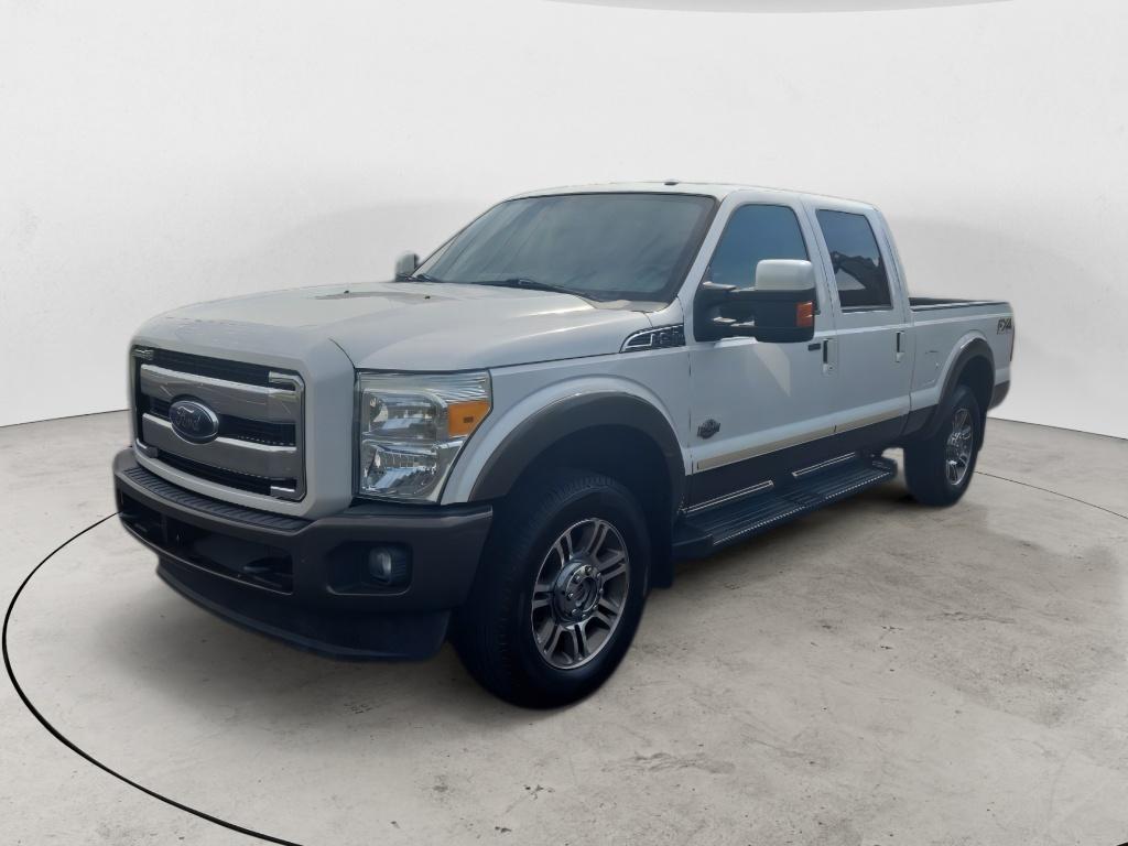 White 2015 Ford F-250 Super Duty King Ranch Crew Cab 4WD Pickup Truck Four-Wheel Drive 6-Speed Automatic