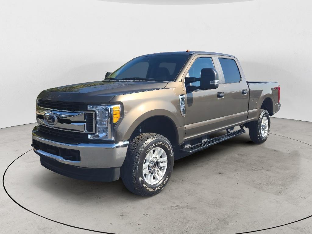 Caribou Metallic 2017 Ford F-250 Super Duty XL Crew Cab 4WD Pickup Truck Four-Wheel Drive 6-Speed Automatic
