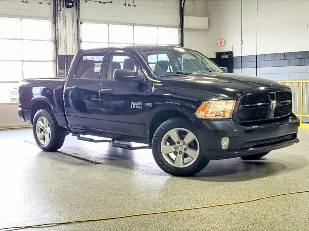 2013 RAM 1500 Express Crew Cab 4WD