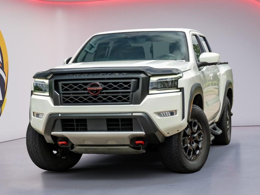 Glacier White 2023 Nissan Frontier PRO-4X Crew Cab 4WD Pickup Truck Four-Wheel Drive 9-Speed Automatic