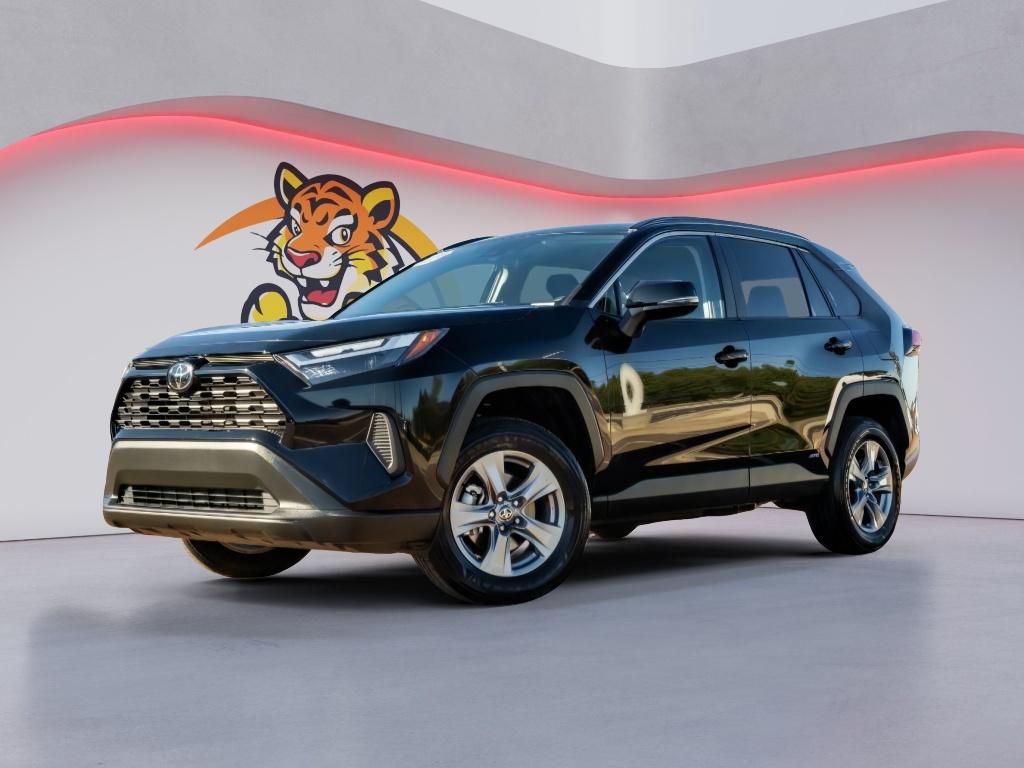 2025 Toyota RAV4 Hybrid XLE AWD