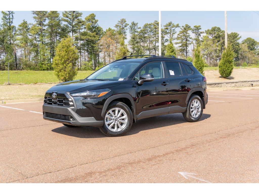 2026 Toyota Corolla Cross LE FWD