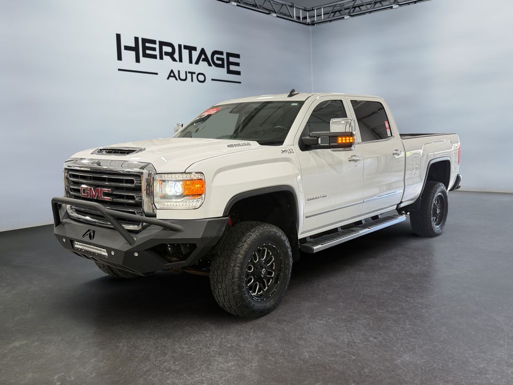 Summit White 2017 GMC Sierra 2500HD SLT Crew Cab SB 4WD Pickup Truck Four-Wheel Drive 6-Speed Automatic