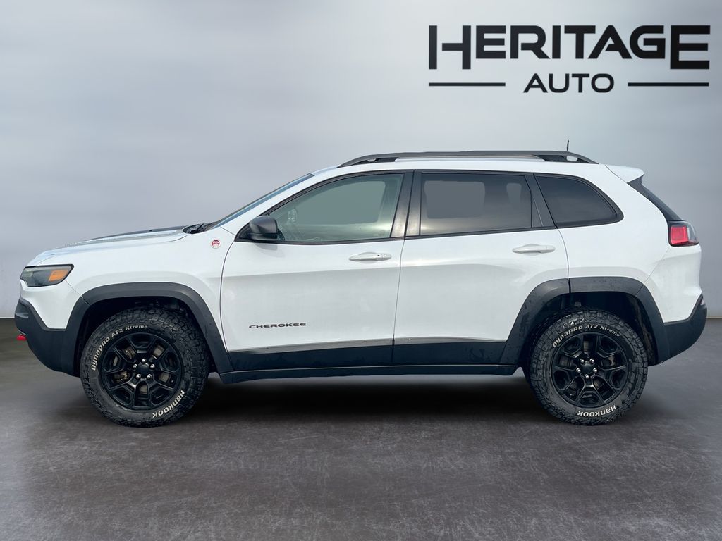 View vehicle photo 2