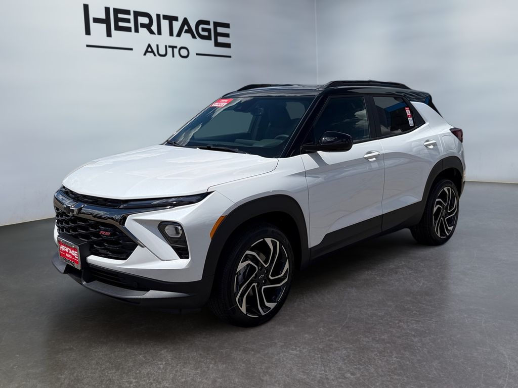 White (IRIDESCENT PEARL TRICOAT) 2026 Chevrolet Trailblazer SUV / Crossover Four-Wheel Drive 9-Speed Automatic