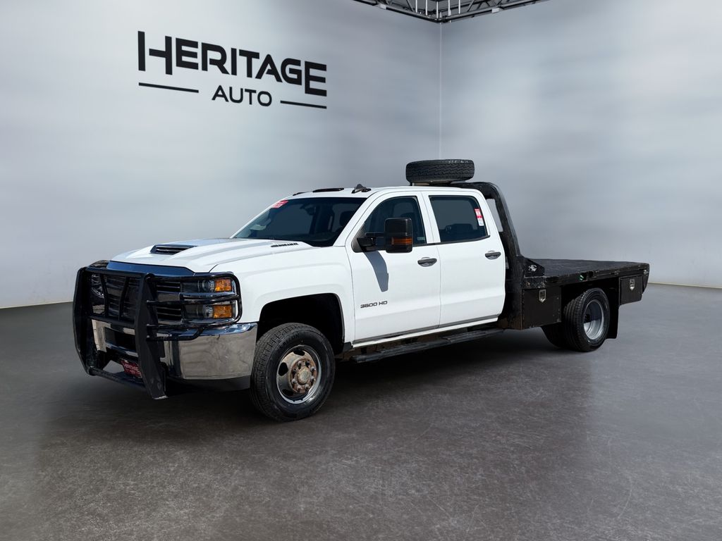 Summit White 2017 Chevrolet Silverado 3500HD Chassis Pickup Truck Four-Wheel Drive 6-Speed Automatic