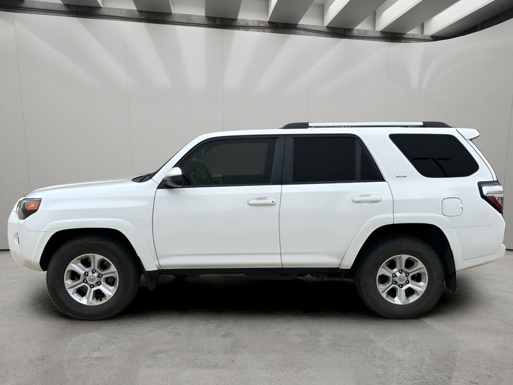 2024 Toyota 4Runner SR5 RWD