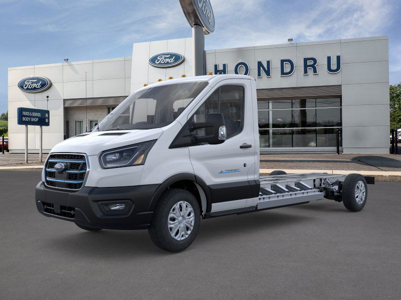 2025 Ford E-Transit