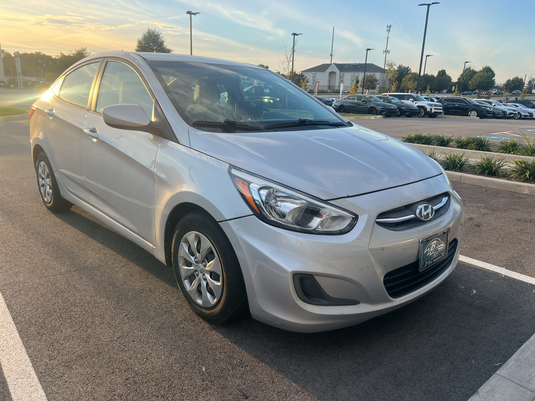 Ironman Silver Metallic 2017 Hyundai Accent Sedan Front-Wheel Drive 6-Speed Automatic