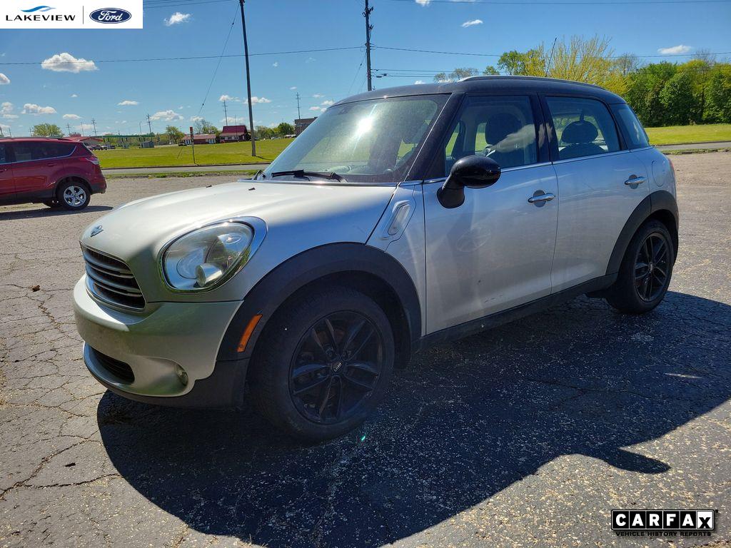 2015 MINI Countryman FWD SUV / Crossover Front-Wheel Drive 6-Speed Manual