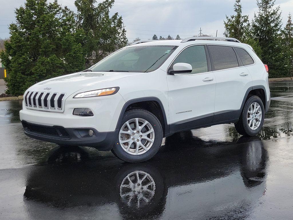 Bright White Clearcoat 2015 Jeep Cherokee Latitude 4WD SUV / Crossover Four-Wheel Drive 9-Speed Automatic