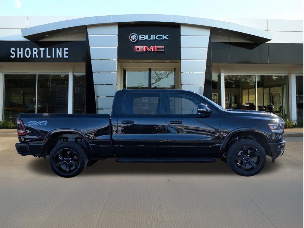 View vehicle photo 2