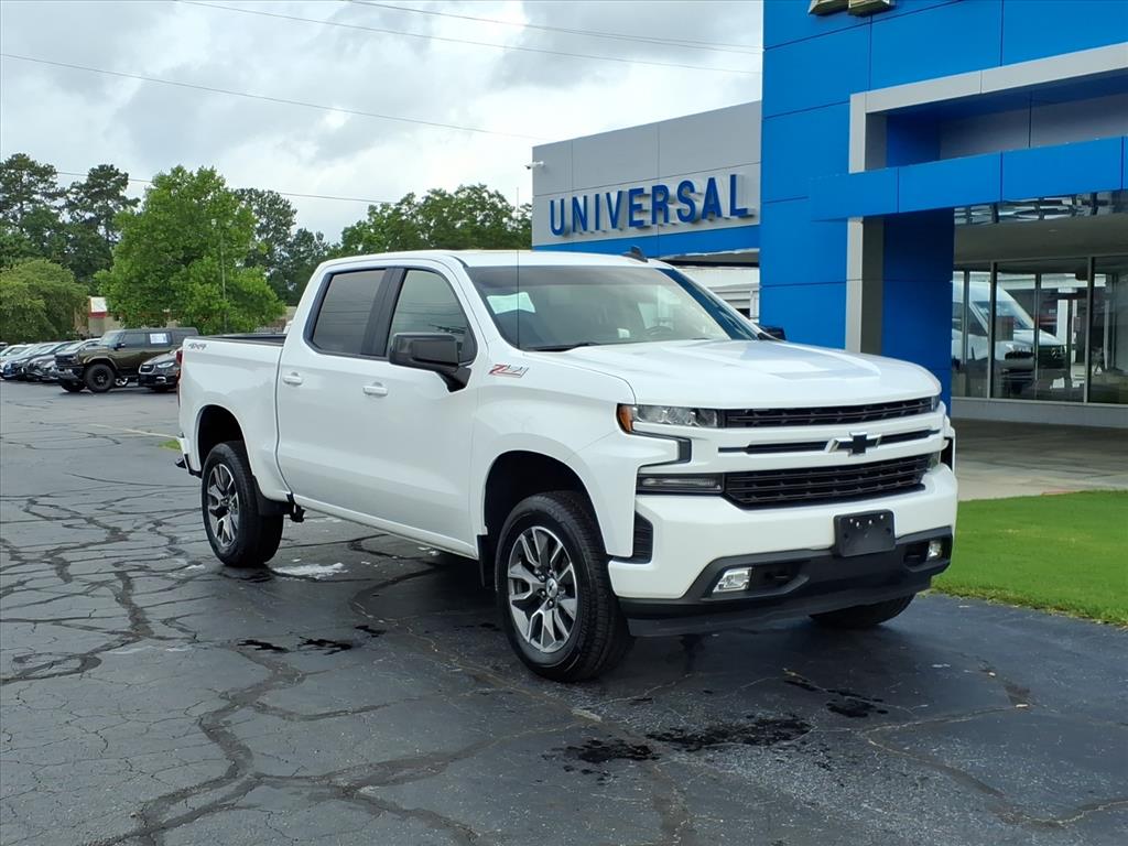 Summit White 2020 Chevrolet Silverado 1500 Pickup Truck Four-Wheel Drive 8-Speed Automatic