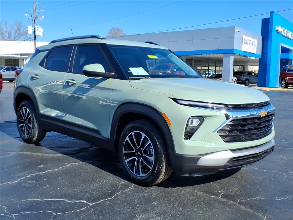 CACTI GREEN 2026 Chevrolet Trailblazer LT FWD SUV / Crossover Front-Wheel Drive Continuously Variable Transmission