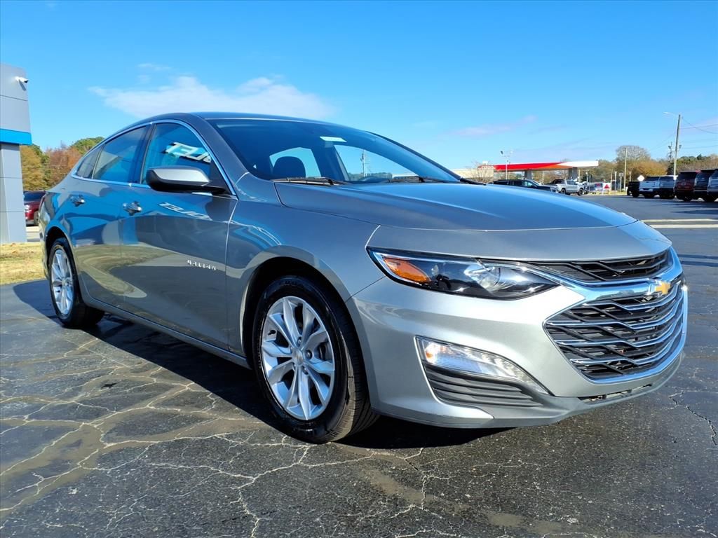 2023 Chevrolet Malibu LT with 1LT FWD