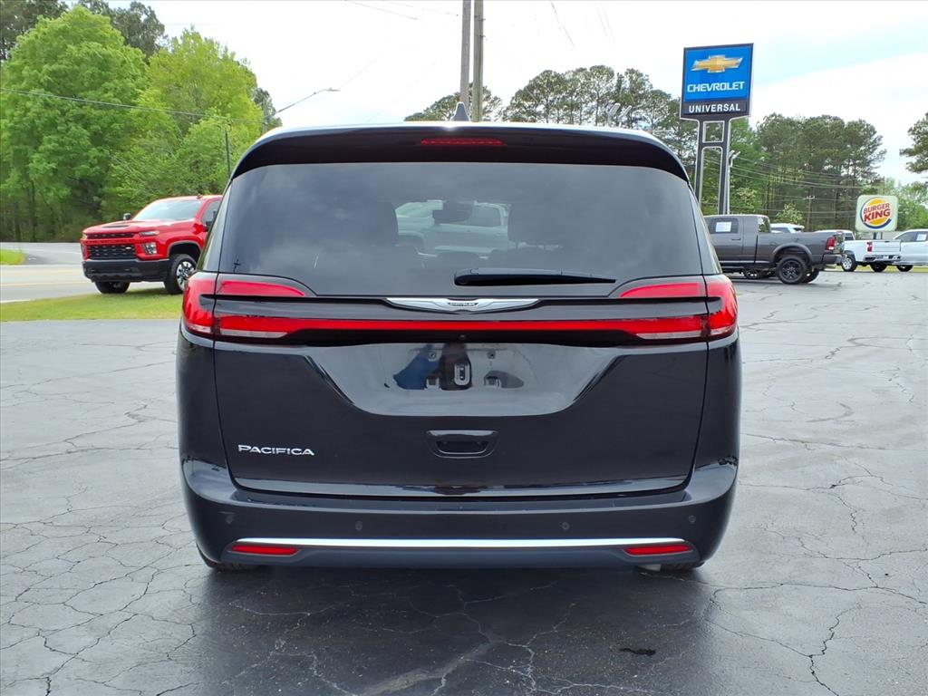 View vehicle photo 6