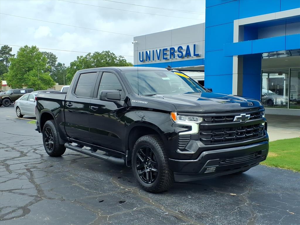 Black 2026 Chevrolet Silverado 1500 Pickup Truck Four-Wheel Drive 8-Speed Automatic