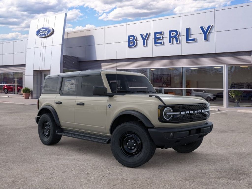 Desert Sand 2026 Ford Bronco SUV / Crossover Four-Wheel Drive Automatic