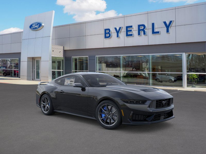 2026 Ford Mustang Dark Horse Fastback RWD