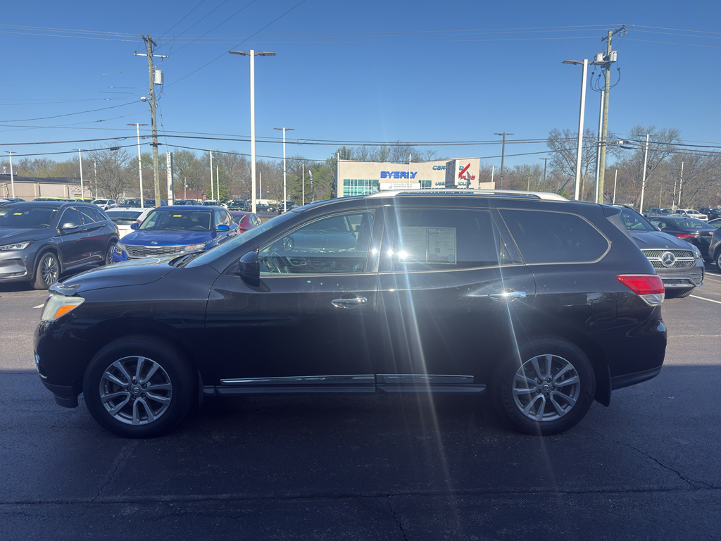 View vehicle photo 7