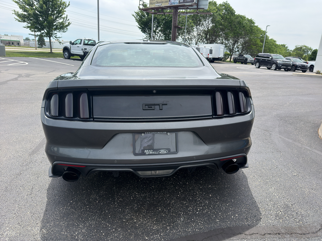2017 Ford Mustang GT Premium Coupe RWD