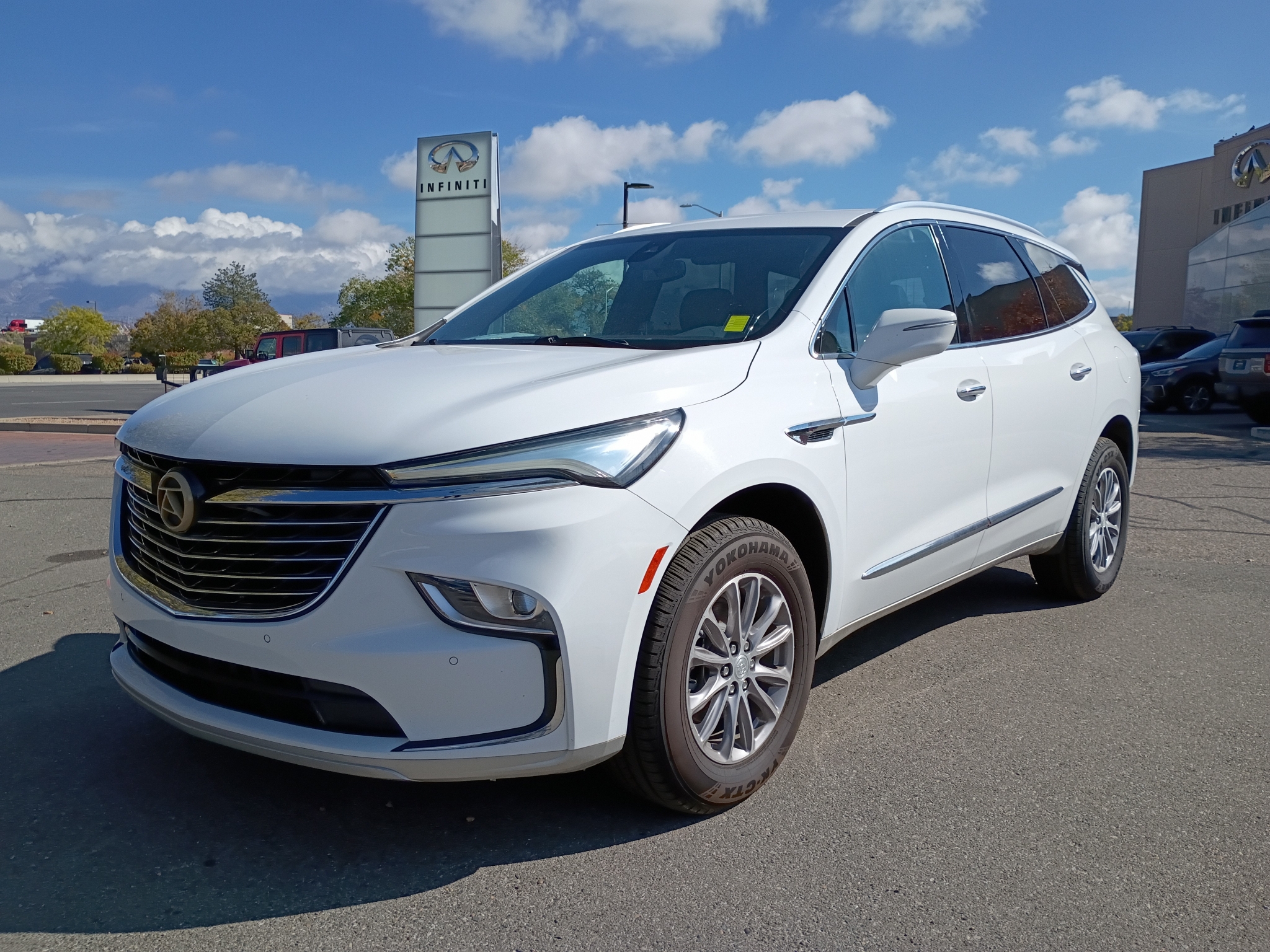 2022 Buick Enclave Essence FWD