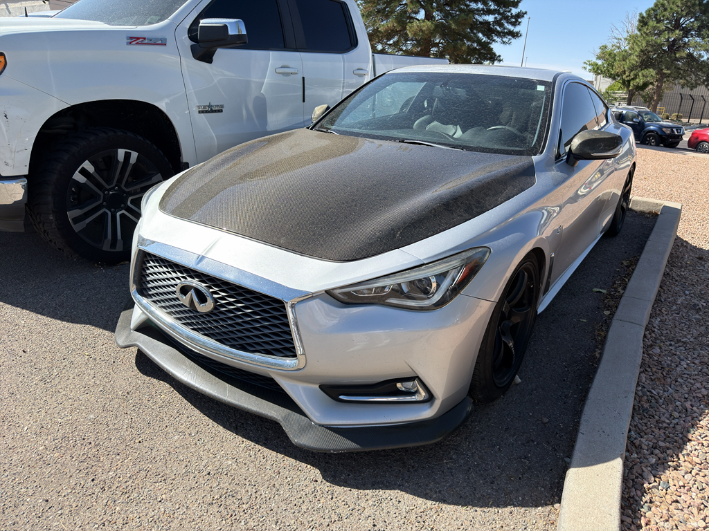 2018 INFINITI Q60 Gris (Liquid Platinum) Coupé Tracción trasera 7 velocidades Automática