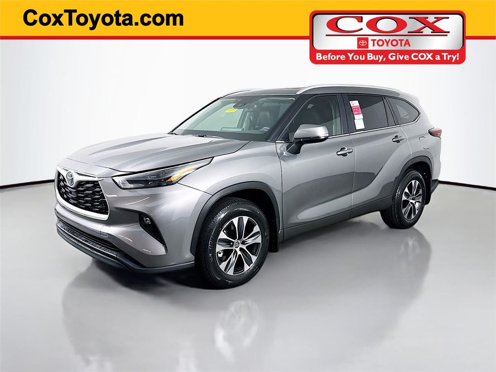 2026 Toyota Highlander XLE AWD