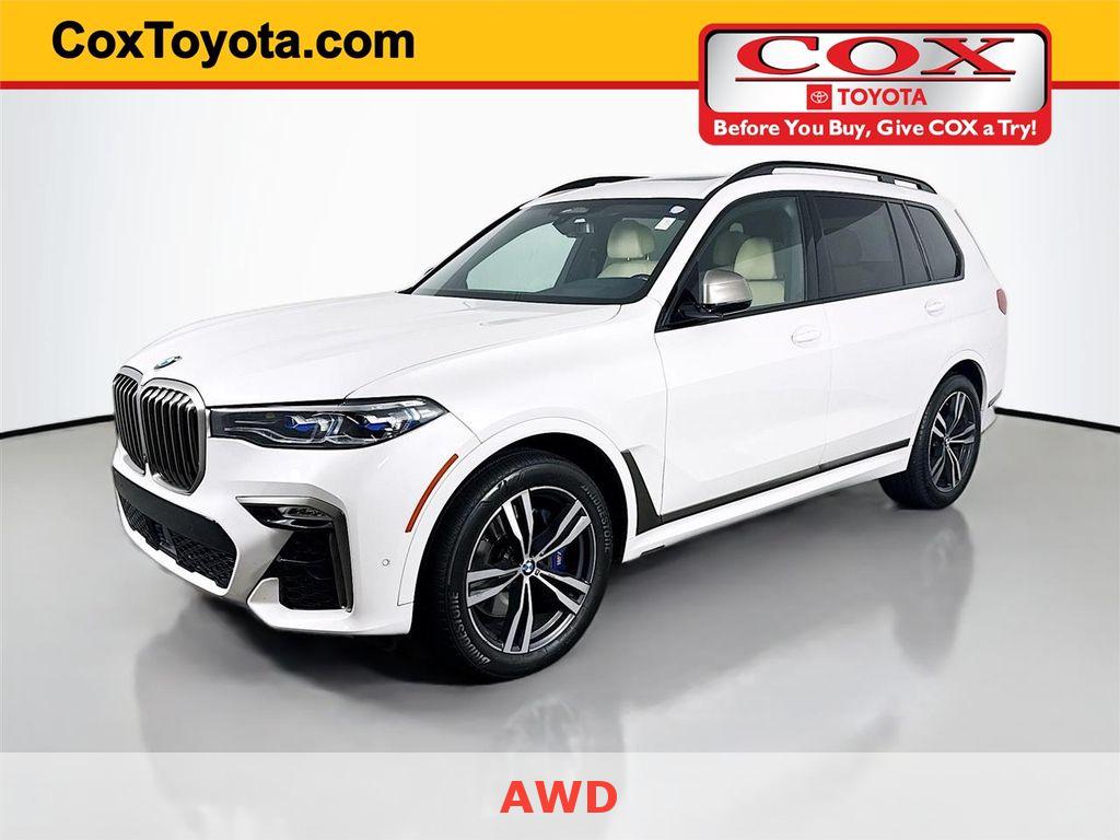 2022 BMW X7 M50i AWD